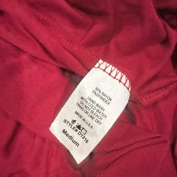 Jodifl Burgundy Flowy Dress NWT - Picture 4 of 9